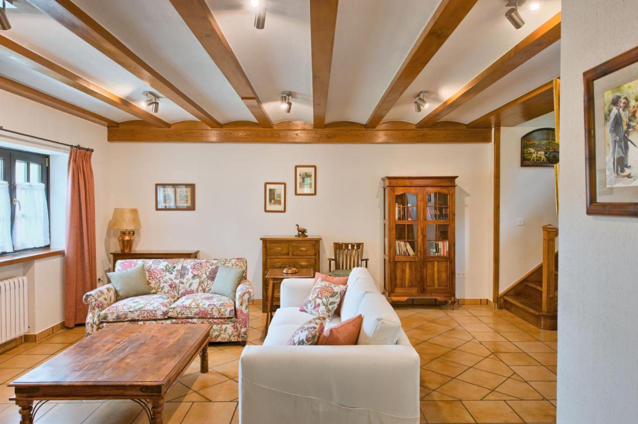 Casas Rurales El Llugaron Miravalles エクステリア 写真