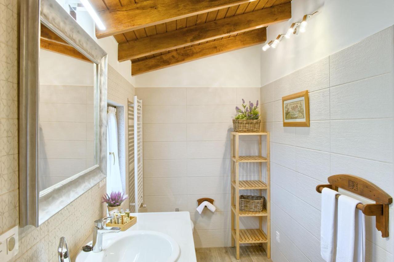 Casas Rurales El Llugaron Miravalles エクステリア 写真