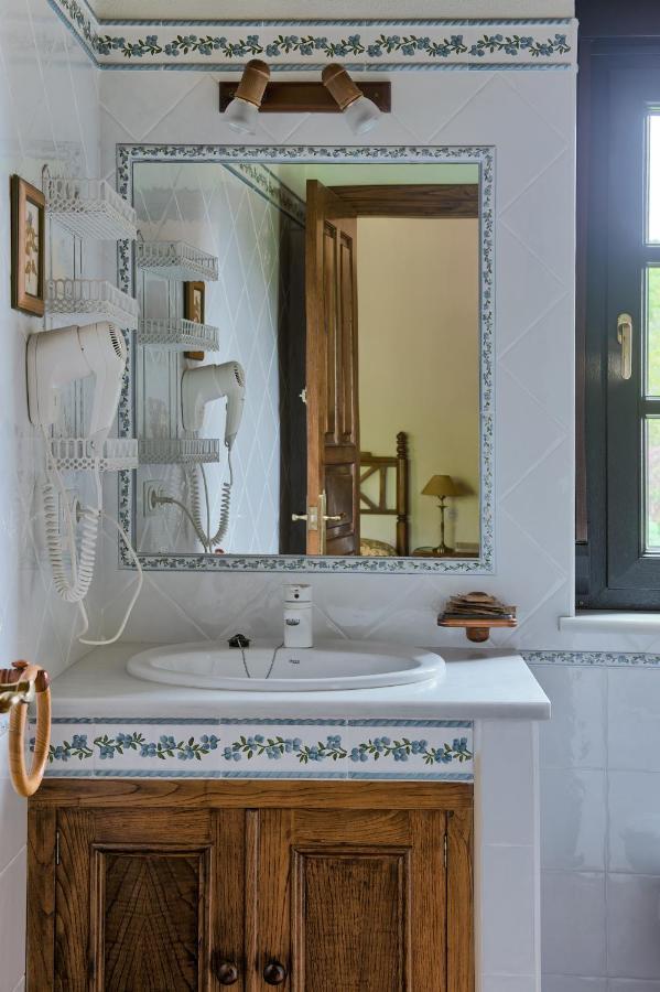Casas Rurales El Llugaron Miravalles エクステリア 写真