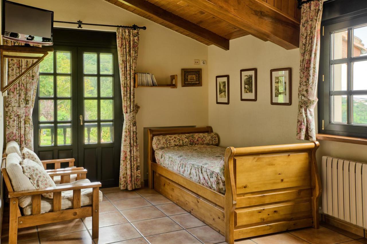 Casas Rurales El Llugaron Miravalles エクステリア 写真