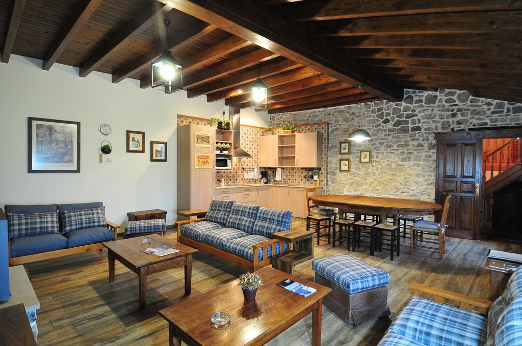 Casas Rurales El Llugaron Miravalles エクステリア 写真