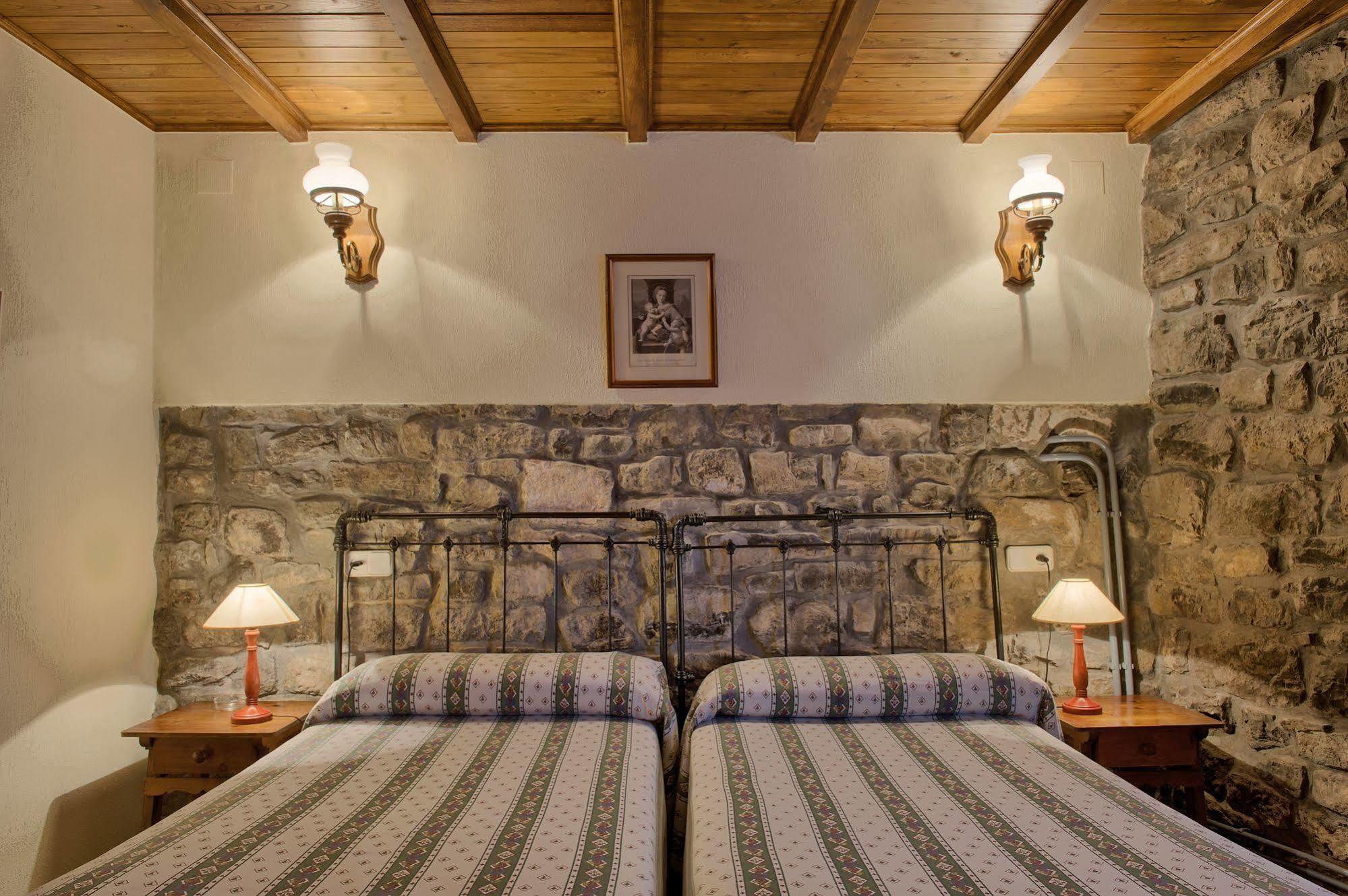 Casas Rurales El Llugaron Miravalles エクステリア 写真